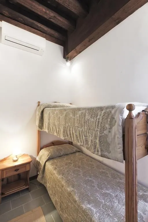 Palazzetto San Lio, Rialto Apartment Venice