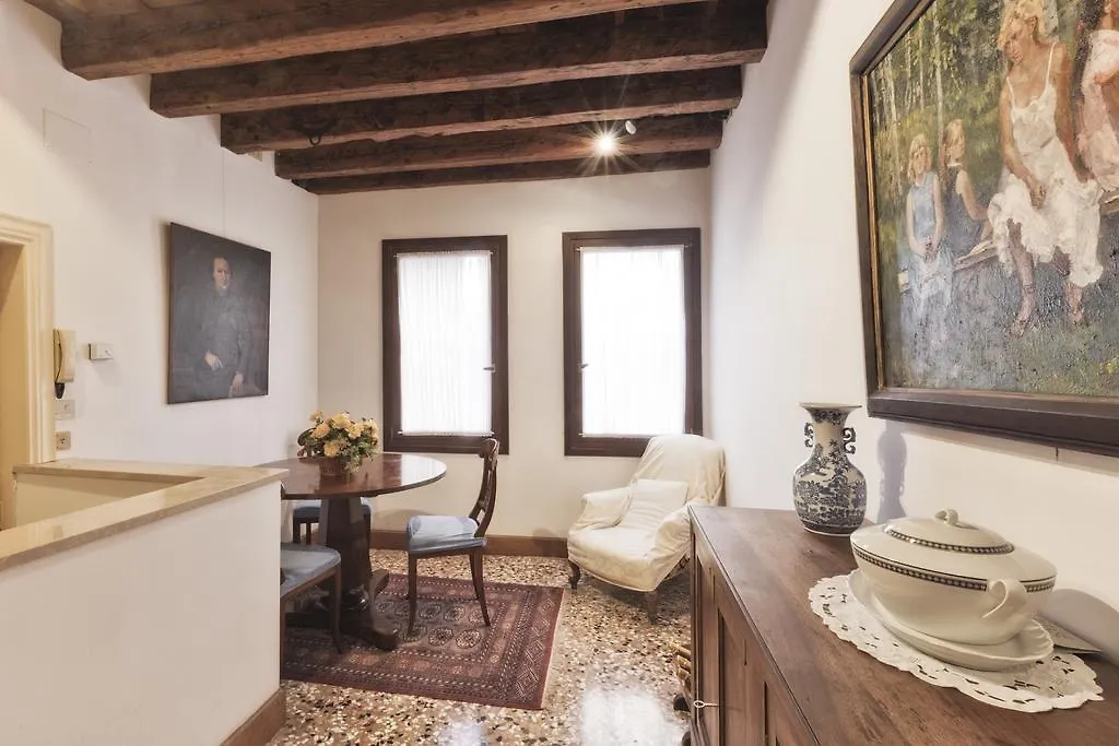 Palazzetto San Lio, Rialto Apartment Venice