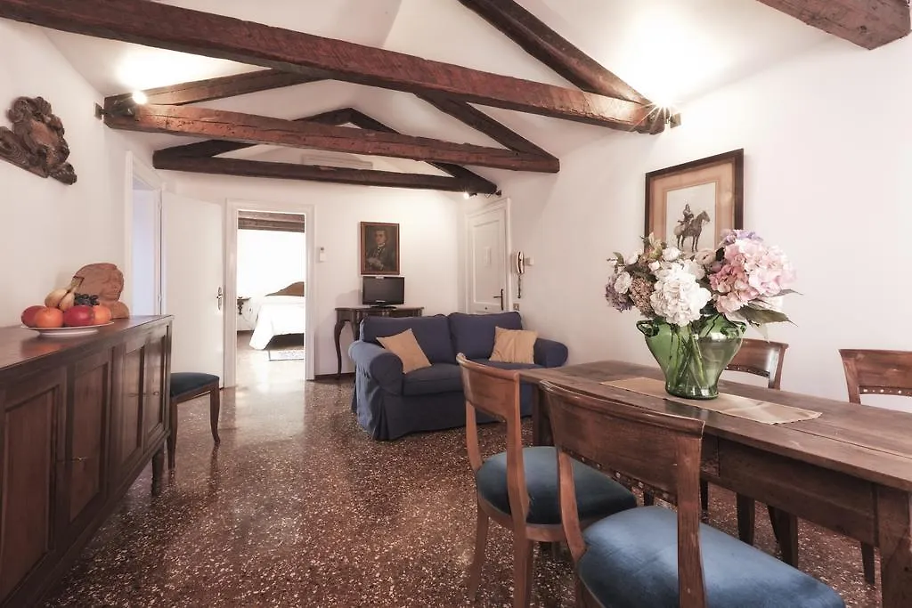 Palazzetto San Lio, Rialto Apartment Venice