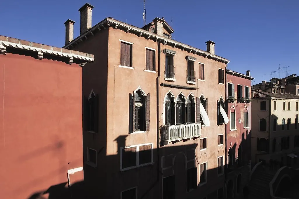 Palazzetto San Lio, Rialto Apartment Venice
